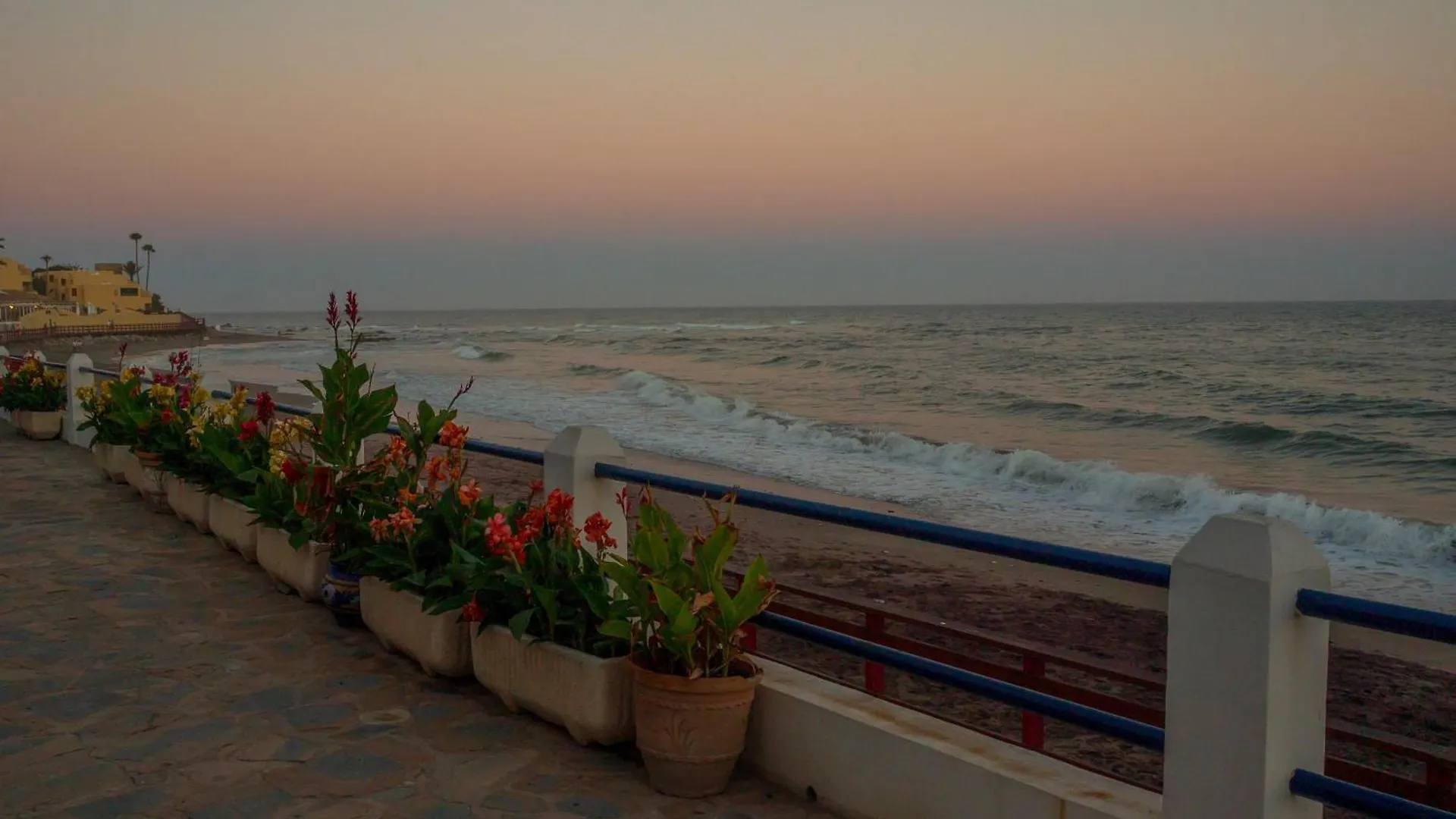 Calahonda Beach Apartments Sitio de Calahonda Spain